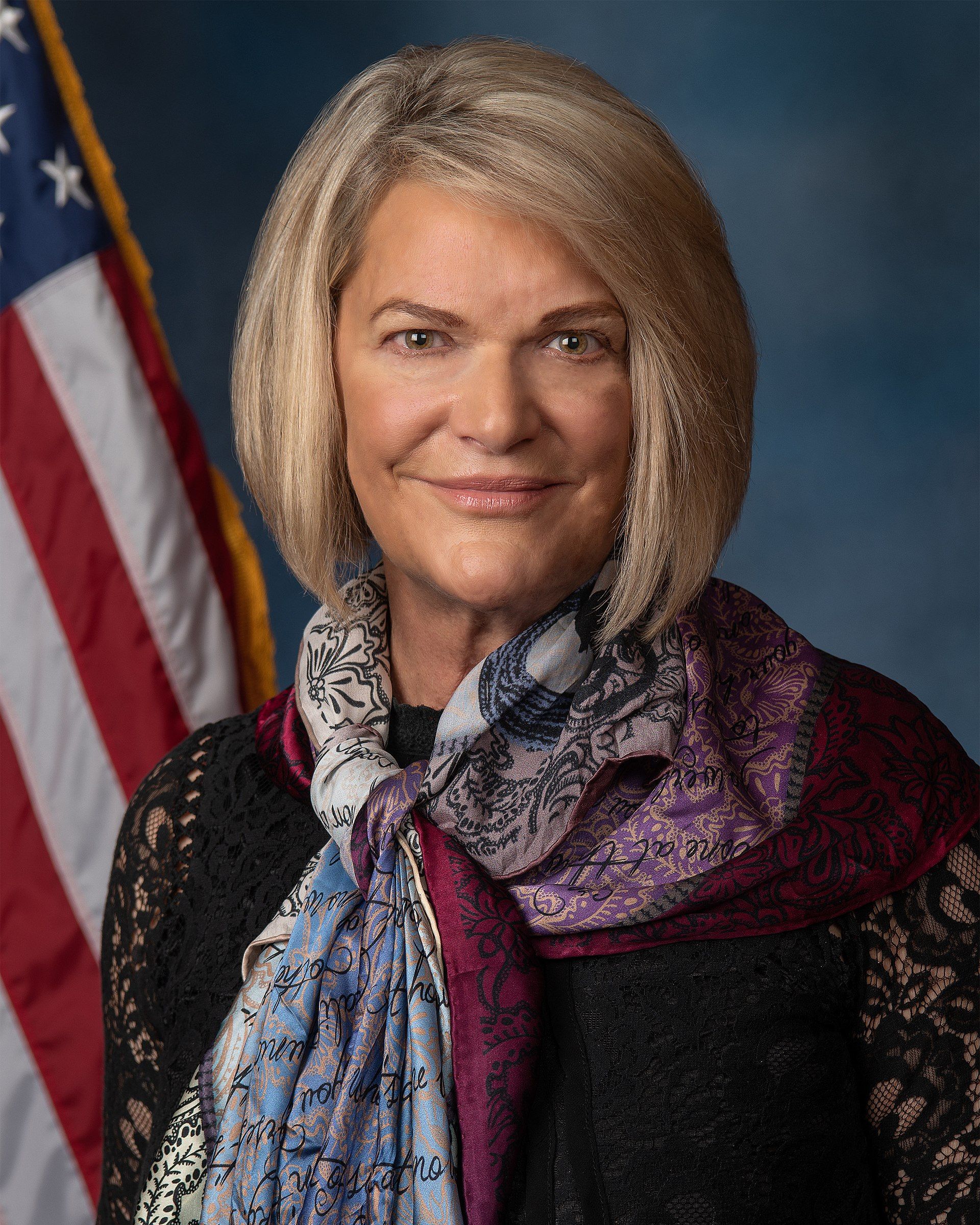 Cynthia_Lummis_wiki.jpg