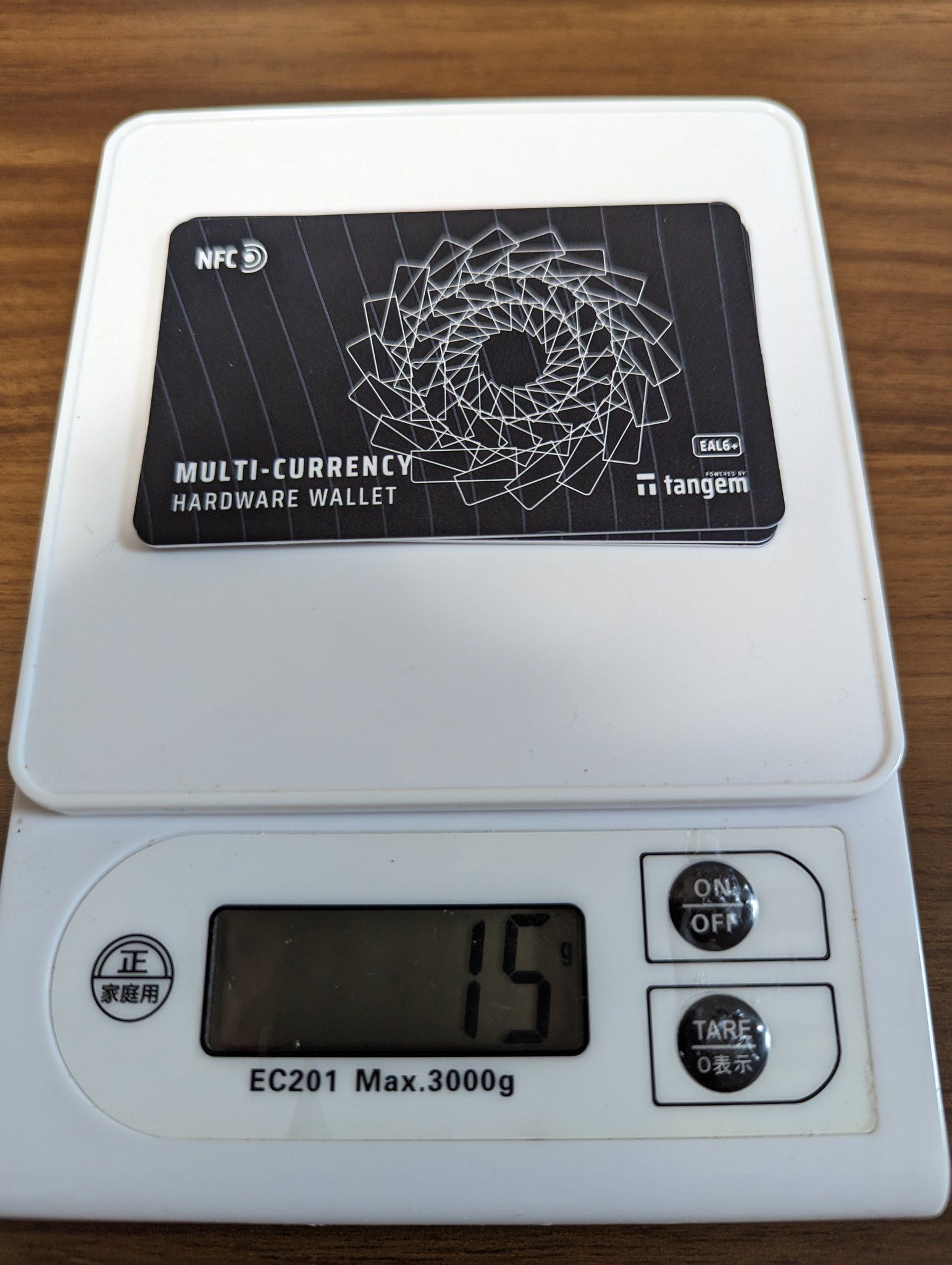classic tangem wallet weight.jpeg